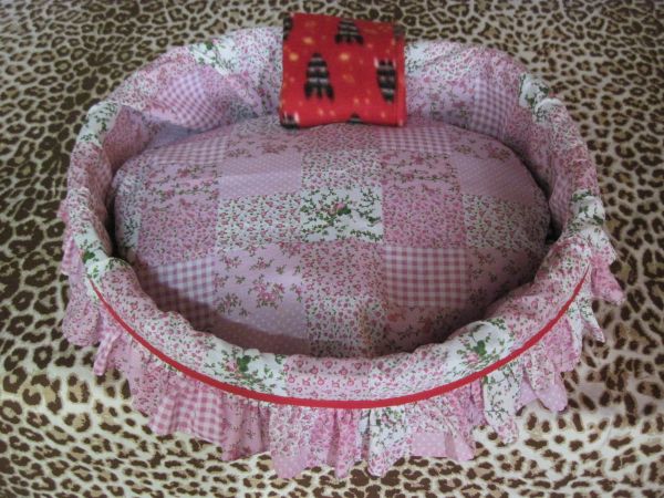 Cama para pet rosa
